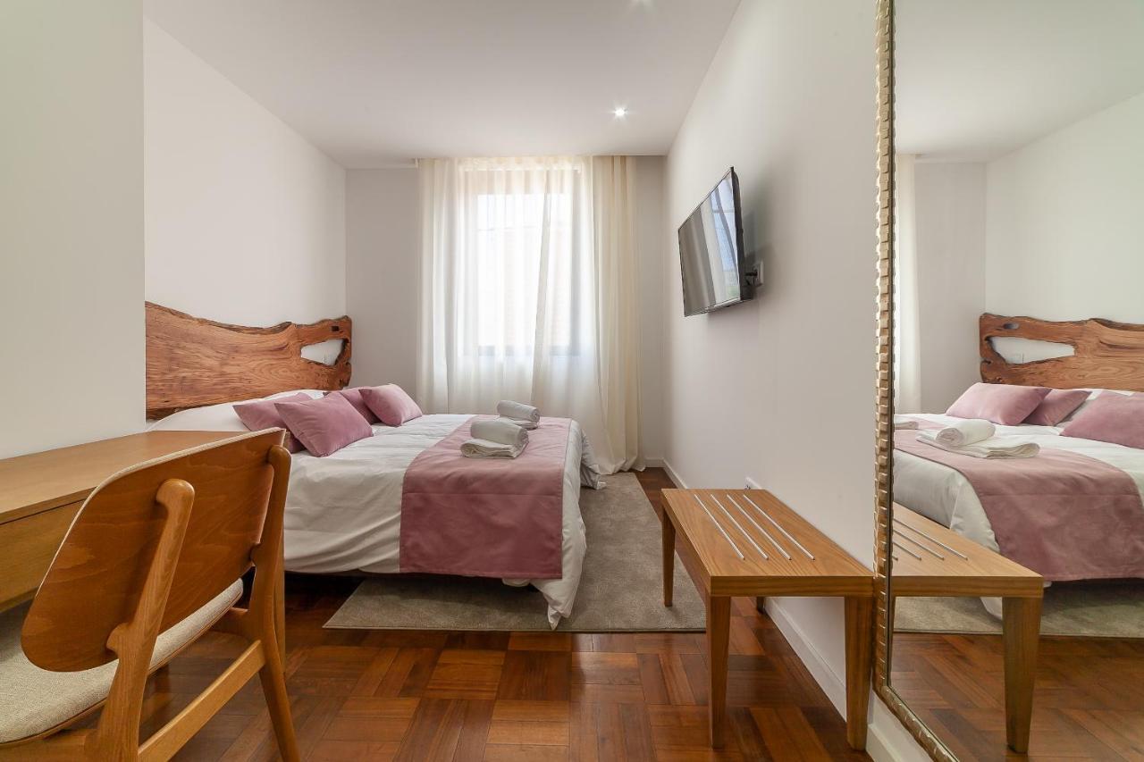 Up Tree Nature Rooms Aveiro Esterno foto
